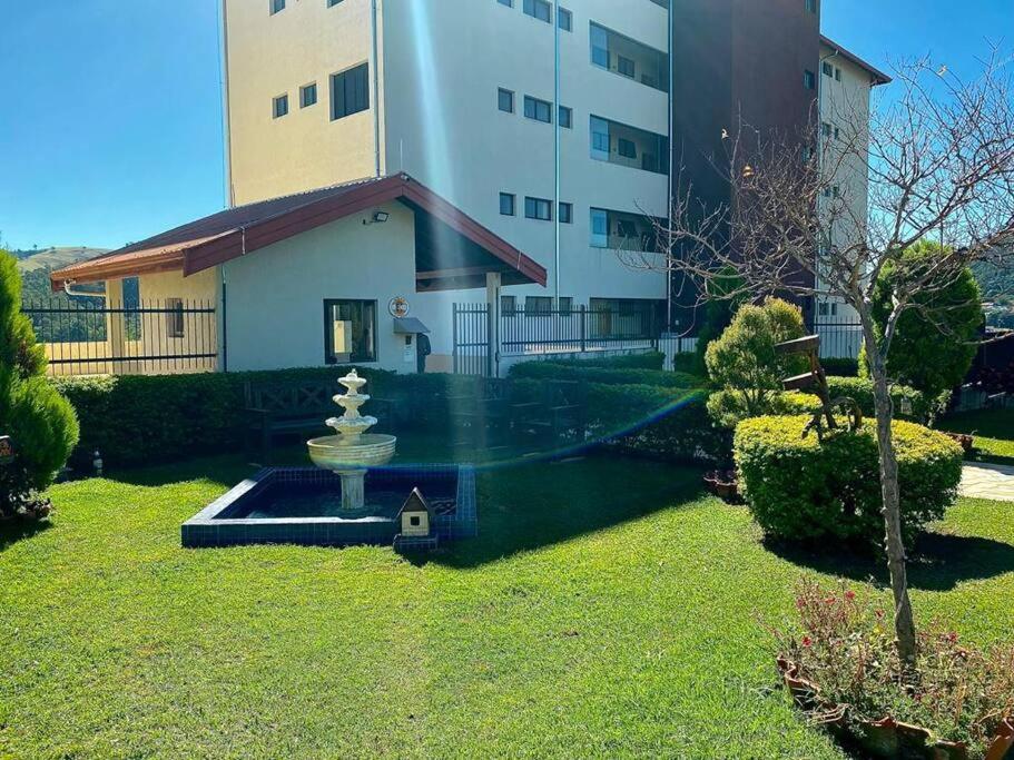 Lindo Apartamento Na Montanha! Apartment Aguas de Lindoia Ngoại thất bức ảnh